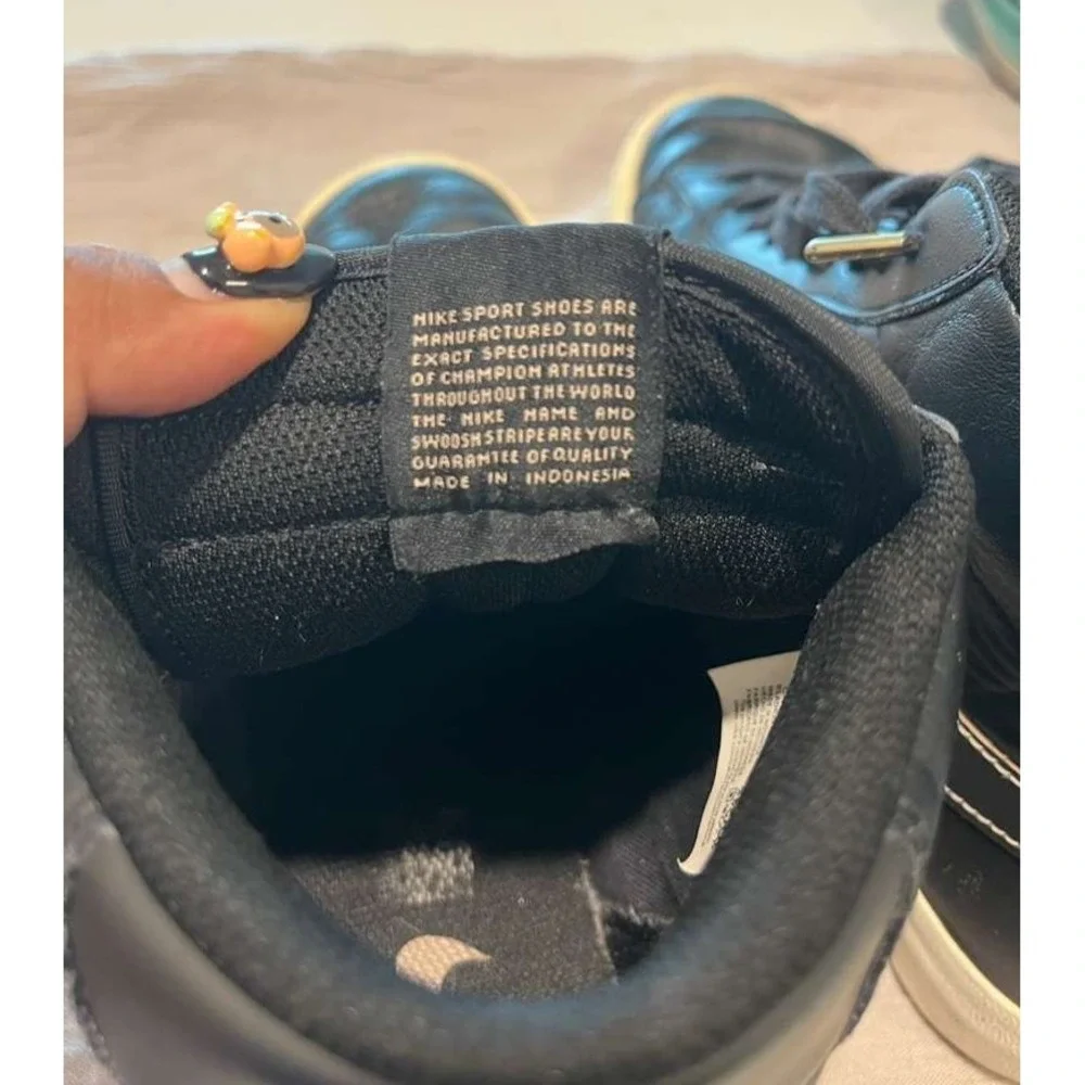 Nike Blazer Mid '77 Men's 10 Black Leather Retro High Top Sneakers Vintage Style - Picture 7 of 9